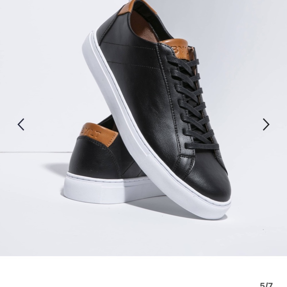 *Brand new* Mens BYLT sneakers